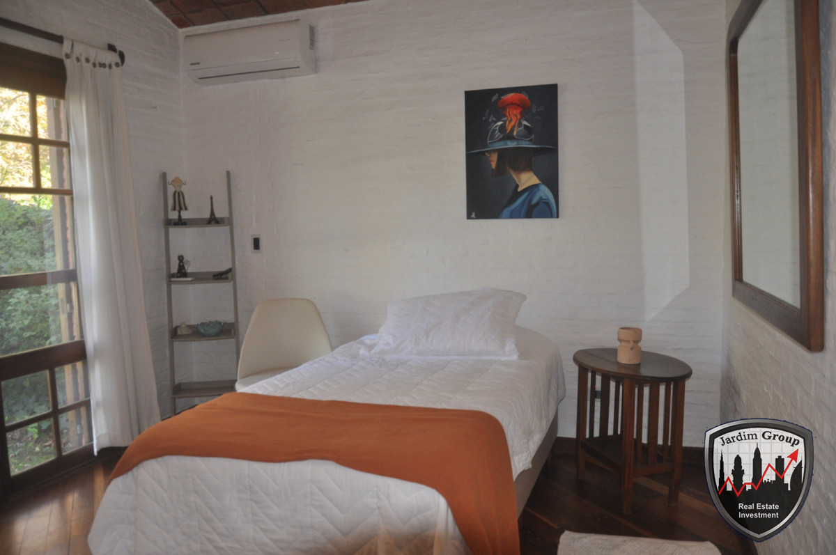 Casa ID.7359 - EXCELENTE PROPIEDAD...!!!