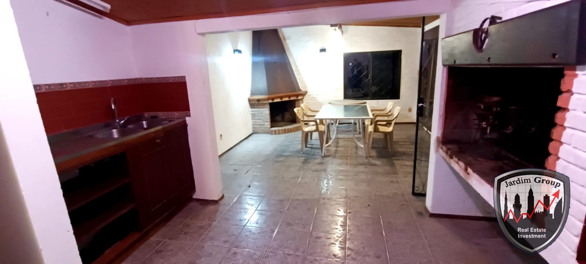 Casa ID.6601 - ESPECTACULAR RESIDENCIA DE CATEGORIA...!!! LA JOYA DE NUEVA HELVECIA...!!!