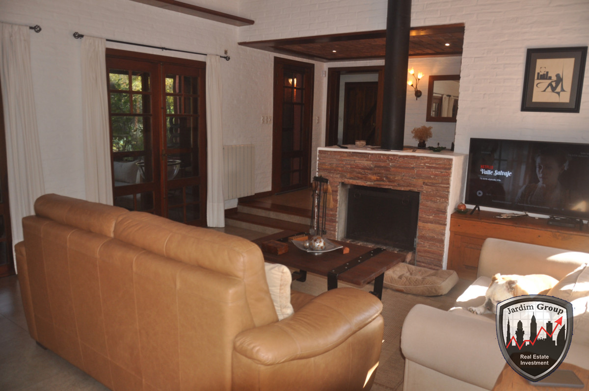 Casa ID.7359 - EXCELENTE PROPIEDAD...!!!
