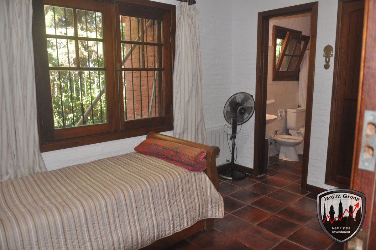 Casa ID.7359 - EXCELENTE PROPIEDAD...!!!