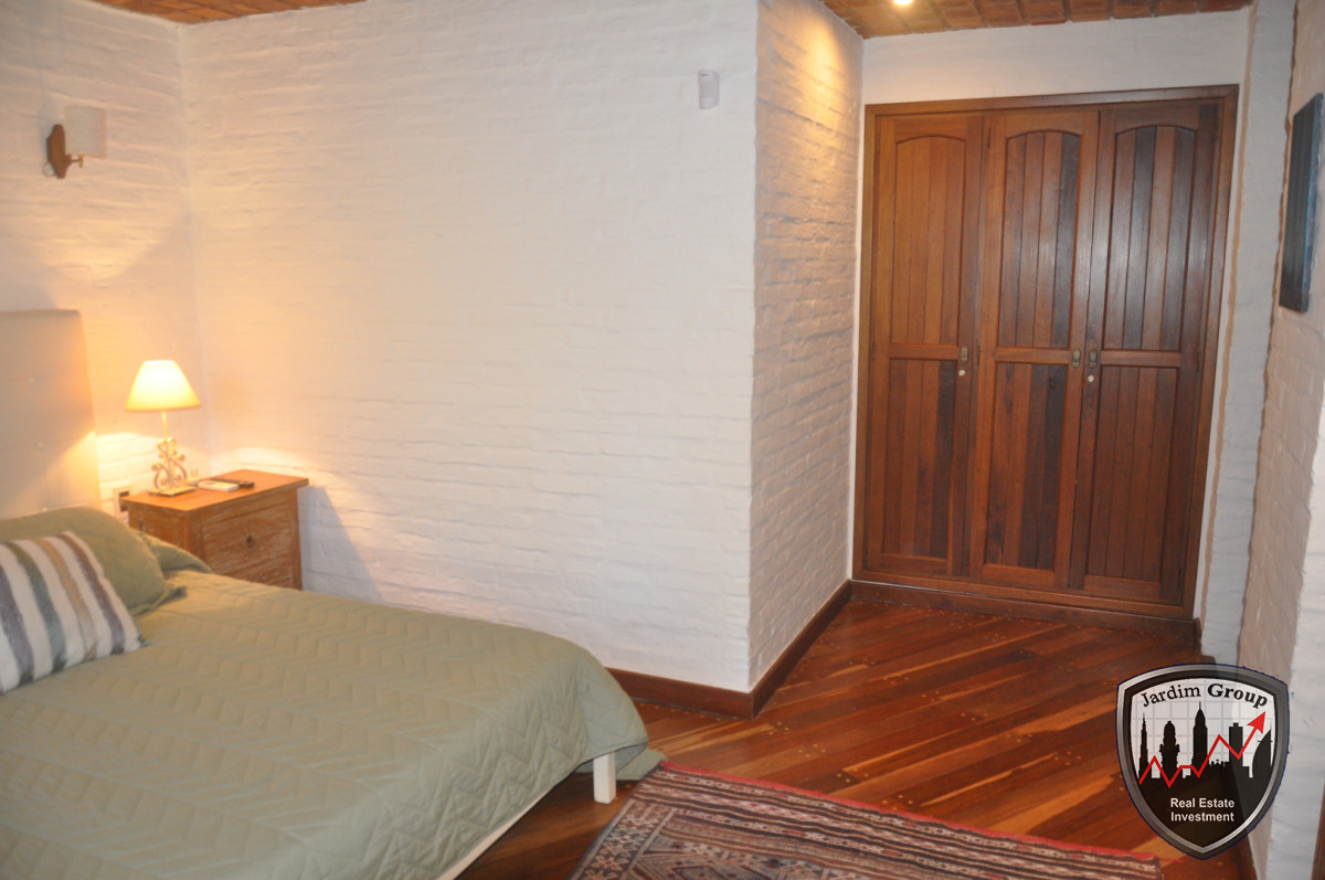 Casa ID.7359 - EXCELENTE PROPIEDAD...!!!