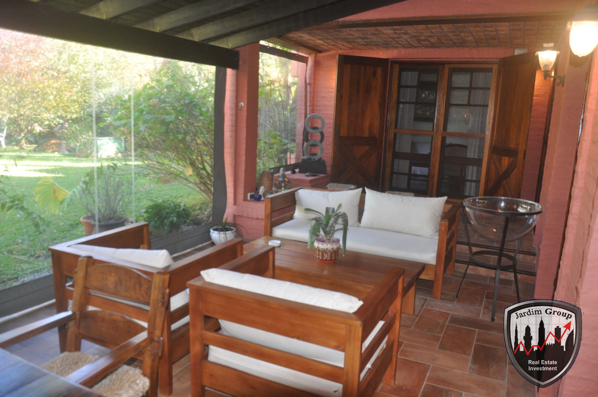 Casa ID.7359 - EXCELENTE PROPIEDAD...!!!
