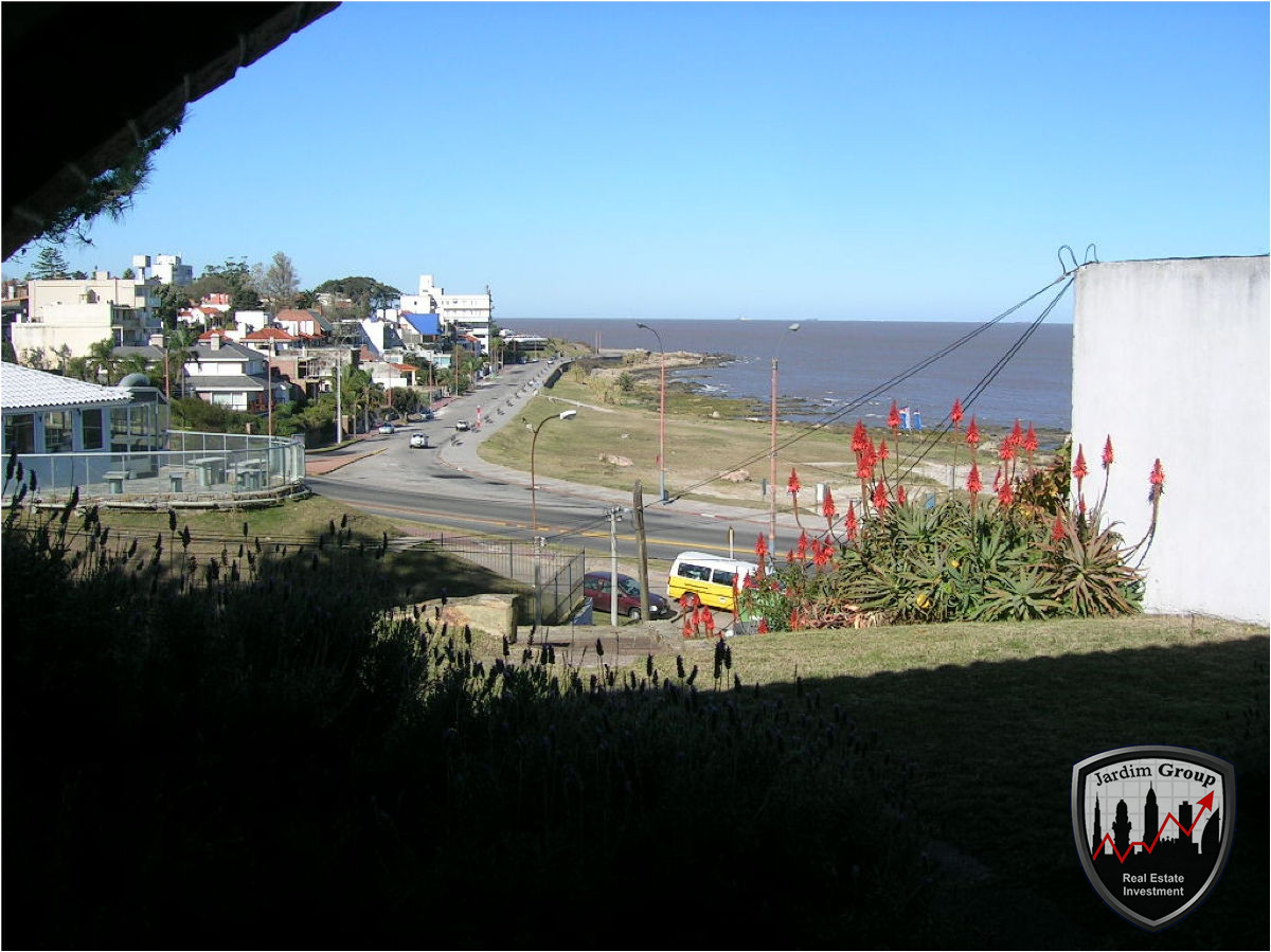 Casa ID.6296 - PUNTA GORDA, MONTEVIDEO. URUGUAY. CON VISTA AL MAR