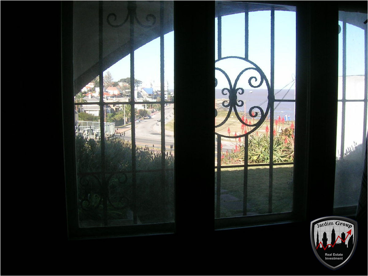 Casa ID.6296 - PUNTA GORDA, MONTEVIDEO. URUGUAY. CON VISTA AL MAR