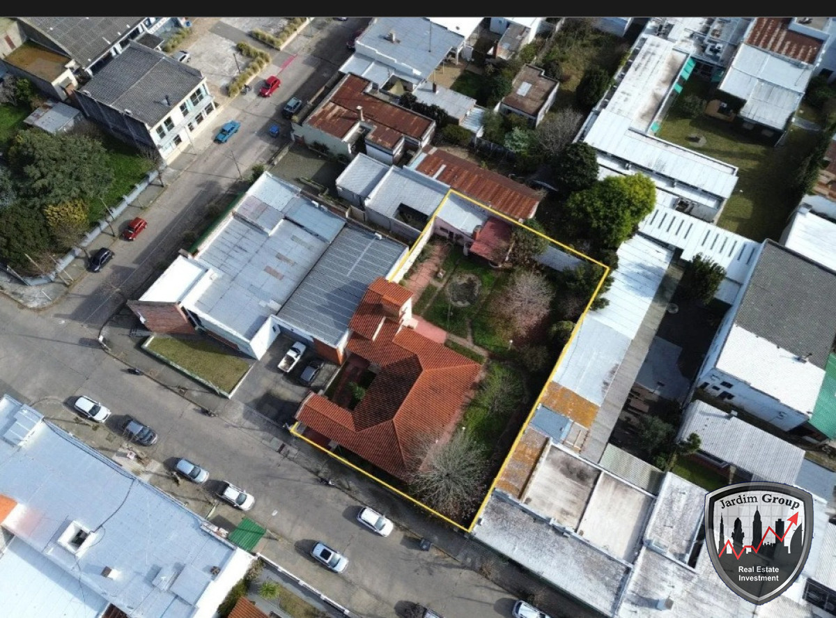 Casa ID.6601 - ESPECTACULAR RESIDENCIA DE CATEGORIA...!!! LA JOYA DE NUEVA HELVECIA...!!!