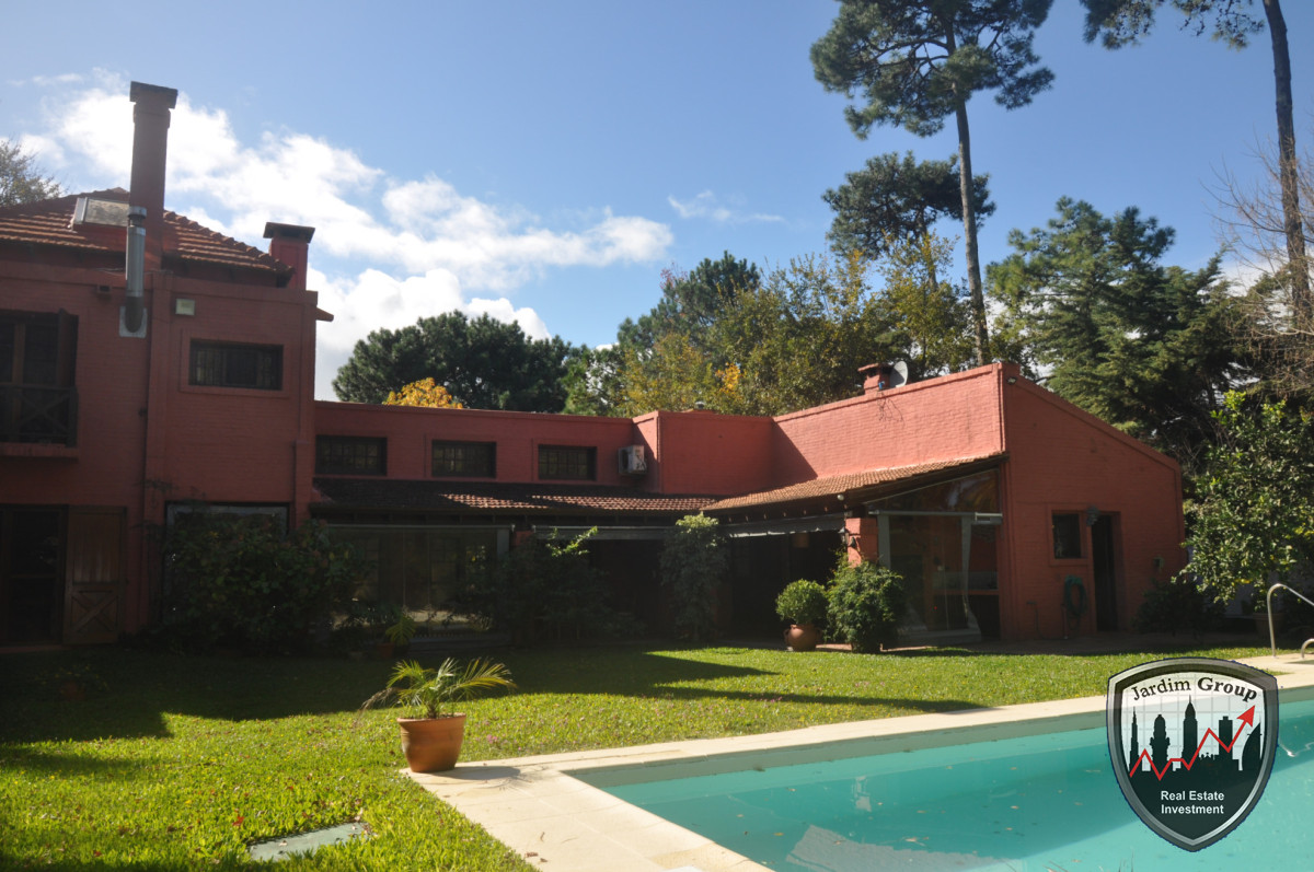 Casa ID.7359 - EXCELENTE PROPIEDAD...!!!