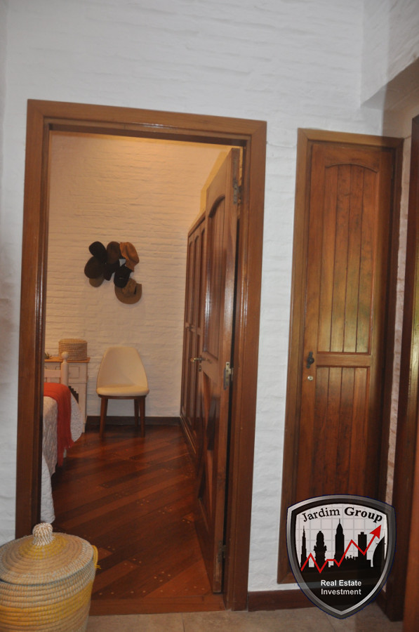 Casa ID.7359 - EXCELENTE PROPIEDAD...!!!