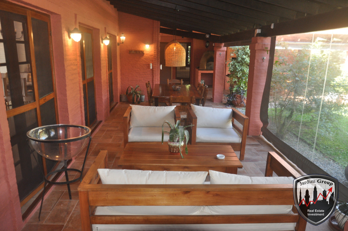 Casa ID.7359 - EXCELENTE PROPIEDAD...!!!