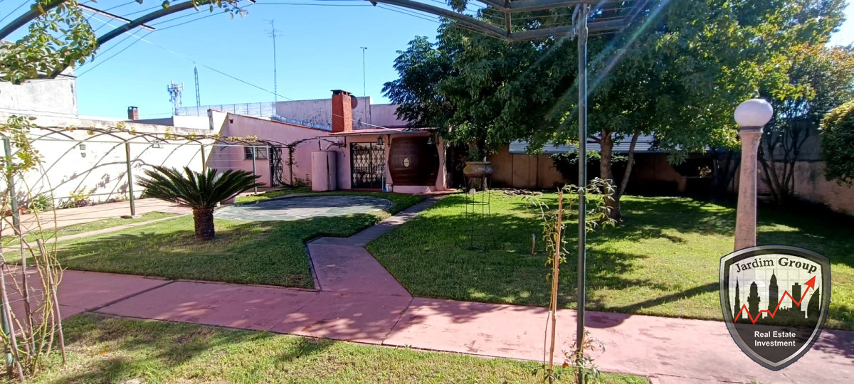 Casa ID.6601 - ESPECTACULAR RESIDENCIA DE CATEGORIA...!!! LA JOYA DE NUEVA HELVECIA...!!!