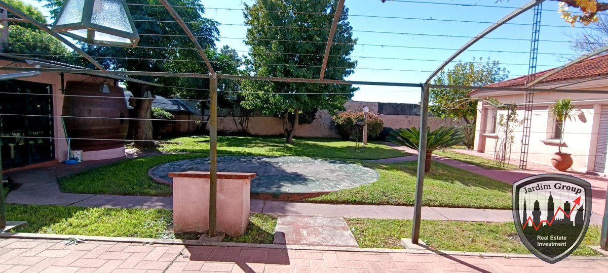 Casa ID.6601 - ESPECTACULAR RESIDENCIA DE CATEGORIA...!!! LA JOYA DE NUEVA HELVECIA...!!!