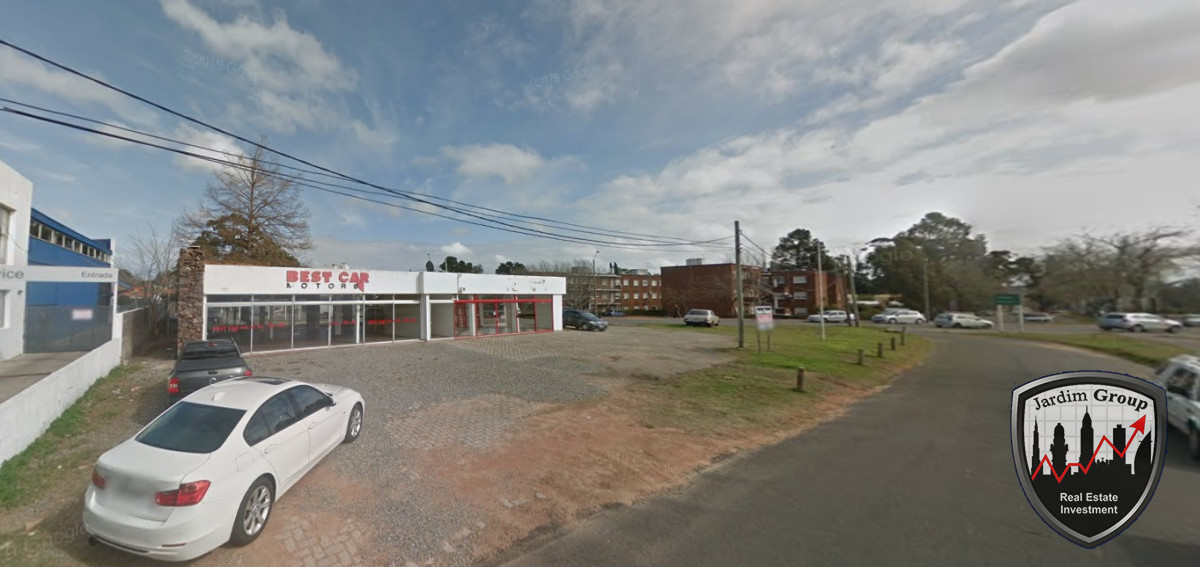 Local Comercial ID.7028 - Excelente local