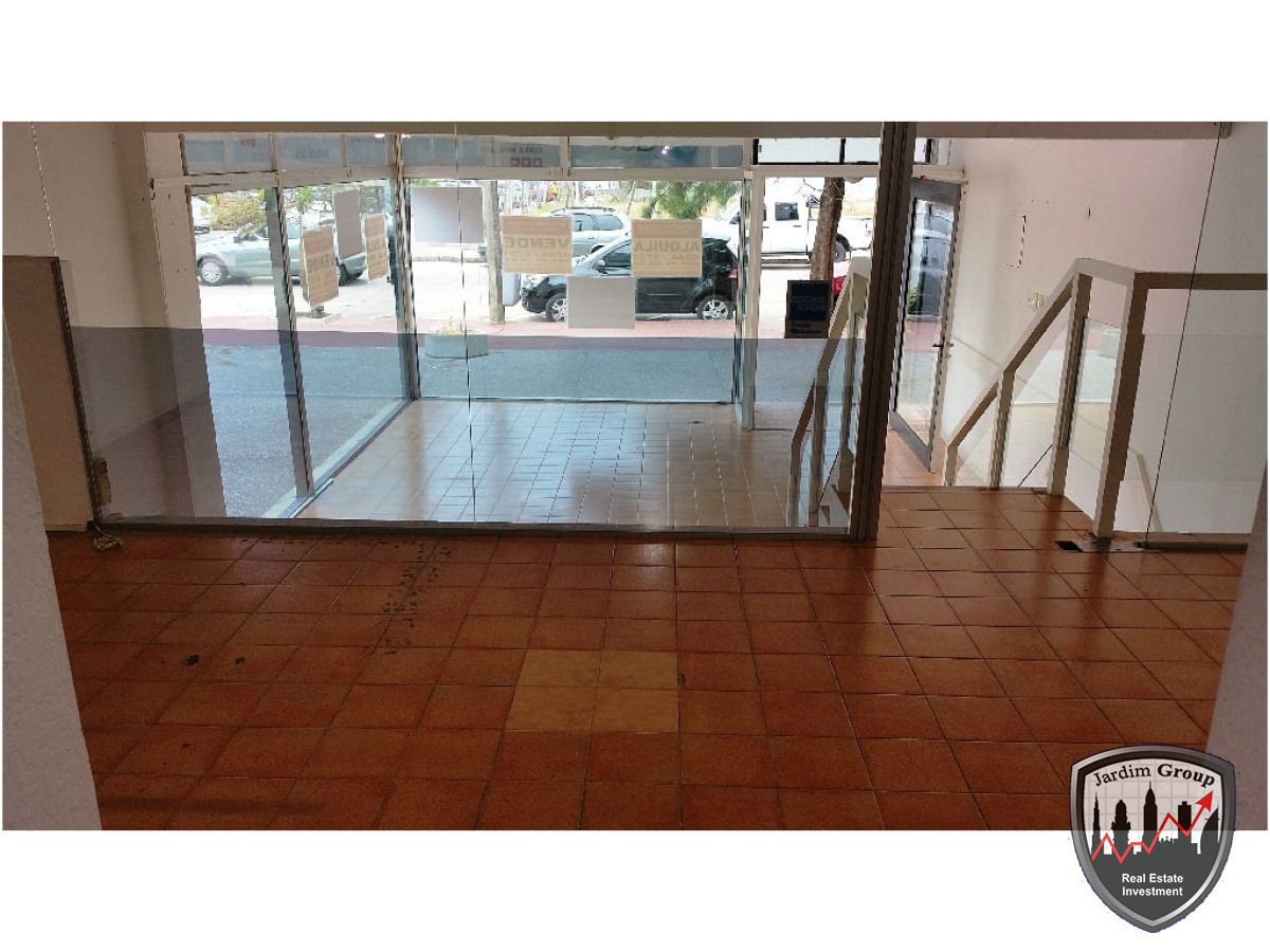Local Comercial ID.6921 - Local en Punta del Este, Península