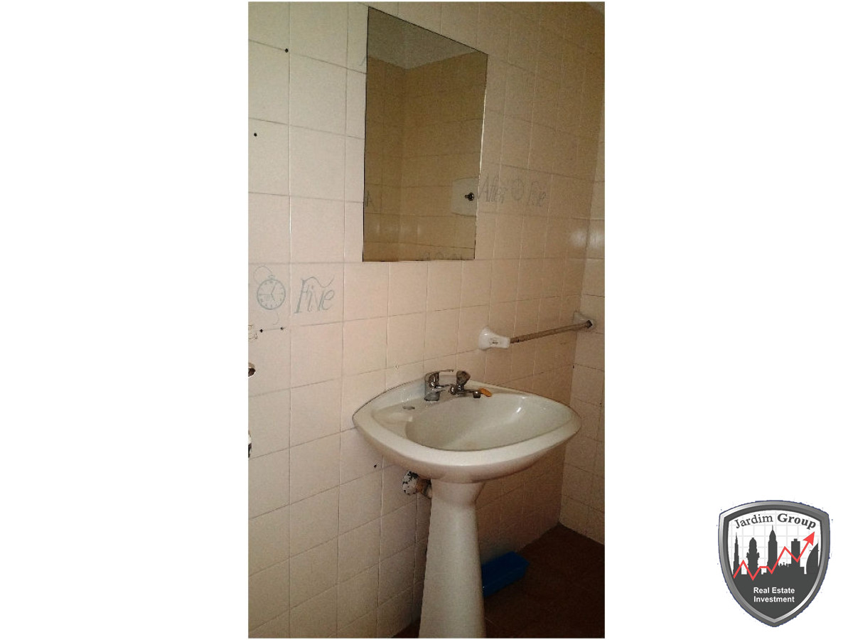 Local Comercial ID.6921 - Local en Punta del Este, Península