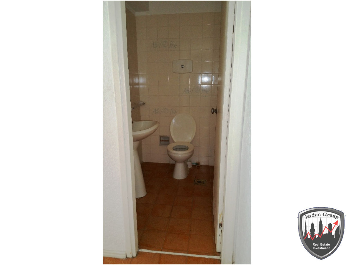 Local Comercial ID.6921 - Local en Punta del Este, Península