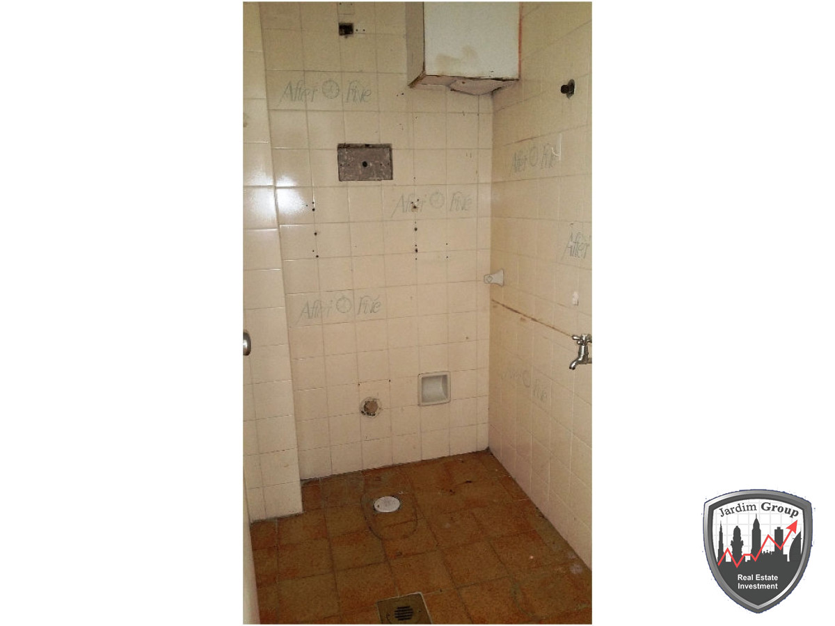 Local Comercial ID.6921 - Local en Punta del Este, Península