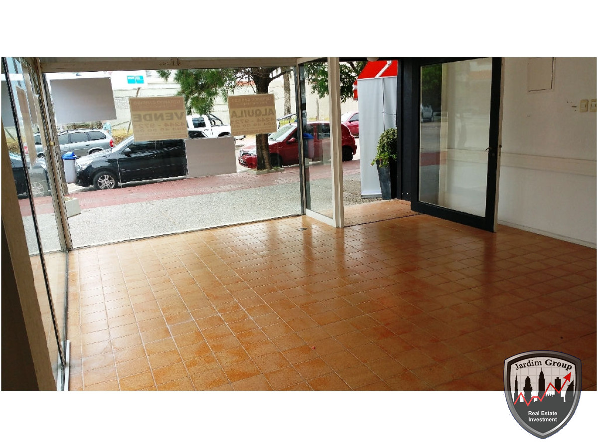 Local Comercial ID.6921 - Local en Punta del Este, Península