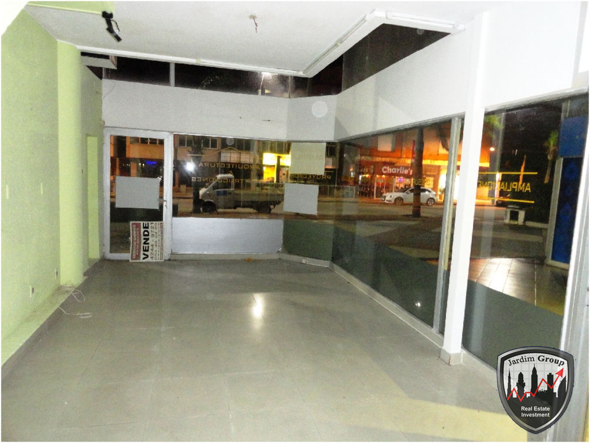 Local Comercial ID.6928 - Local en Punta del Este, Península