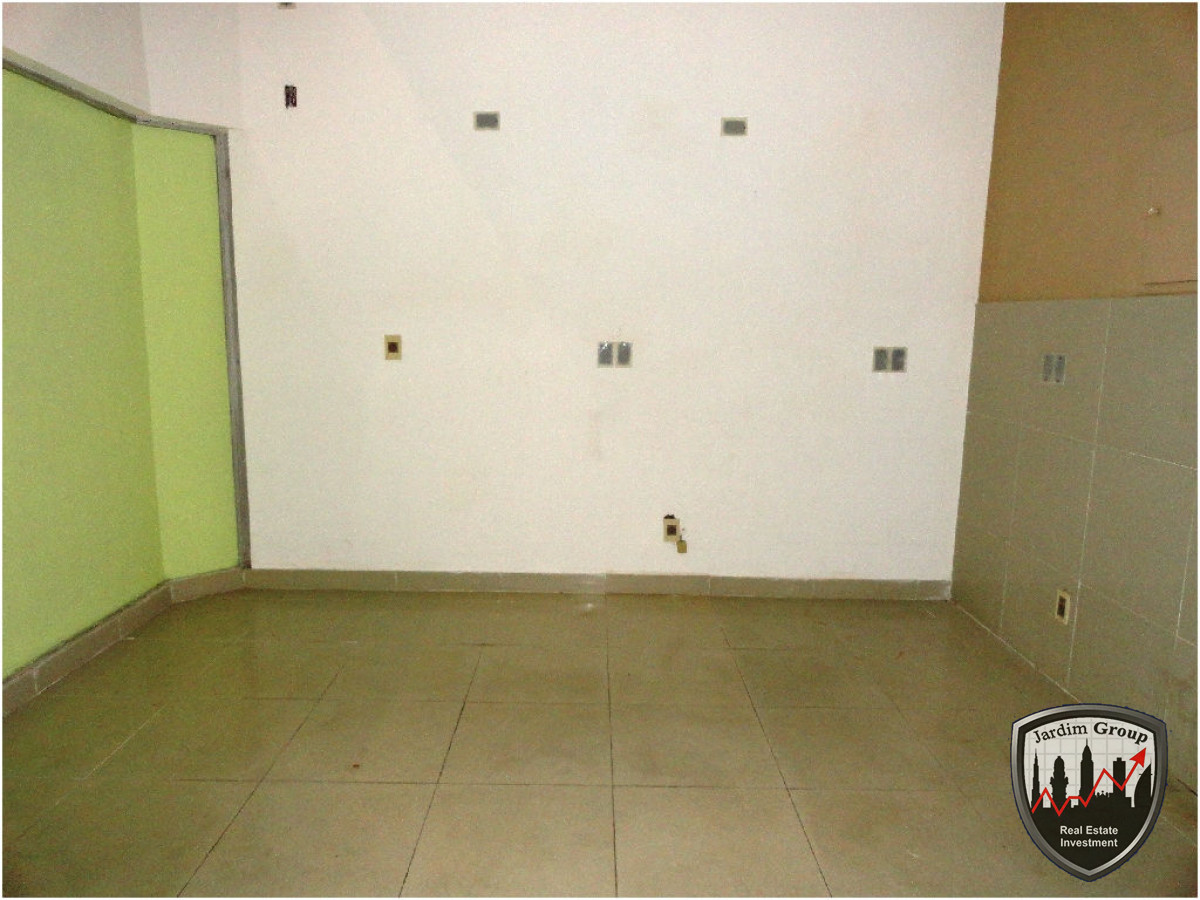 Local Comercial ID.6928 - Local en Punta del Este, Península