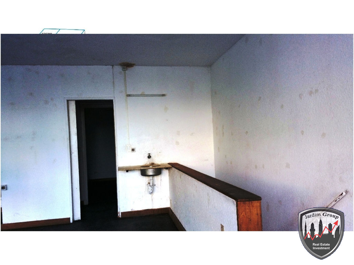 Local Comercial ID.6928 - Local en Punta del Este, Península