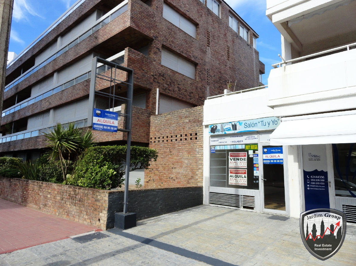Local Comercial ID.6924 - Local en Punta del Este, Península