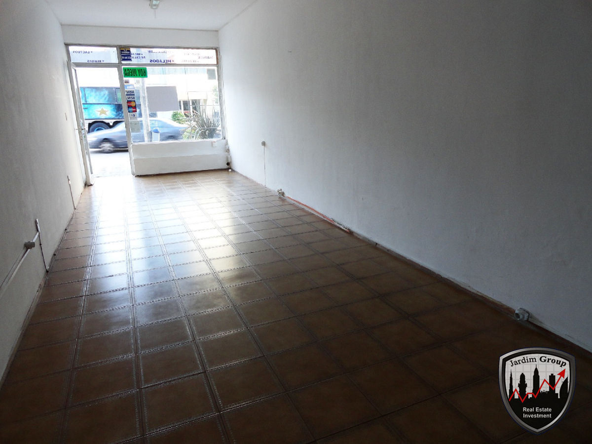 Local Comercial ID.6924 - Local en Punta del Este, Península