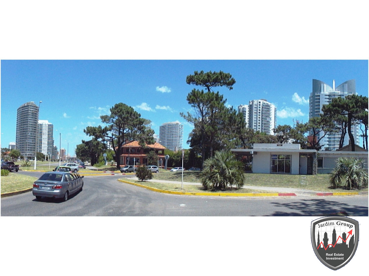 Local Comercial ID.6949 - Local en Punta del Este, Mansa