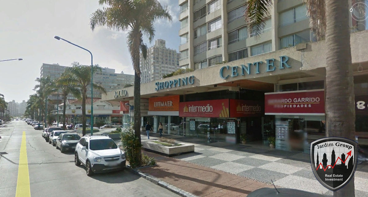 Local Comercial ID.6954 - Local en Punta del Este, Península