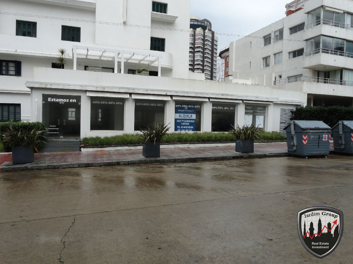 Local Comercial ID.6964 - Local en Punta del Este, Península