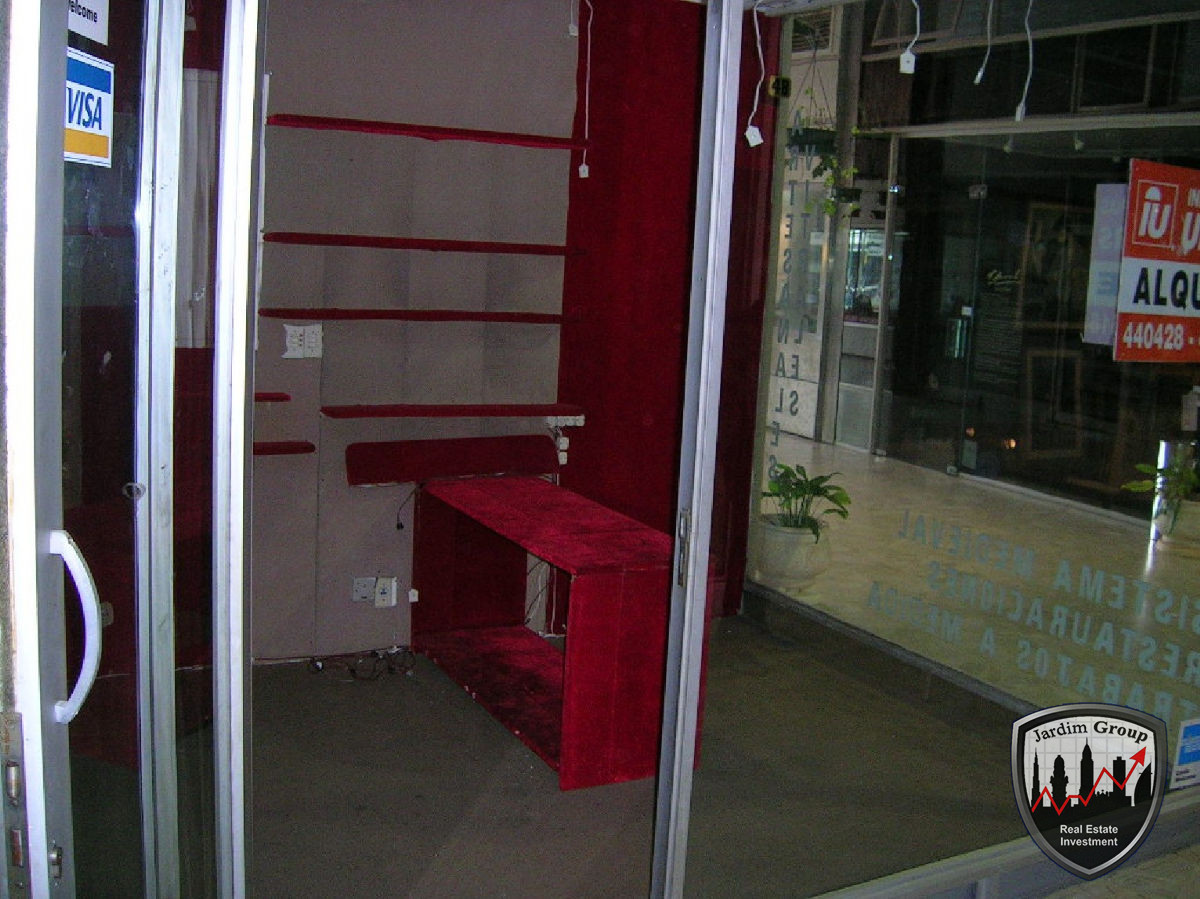 Local Comercial ID.6995 - Local en Punta del Este, Península