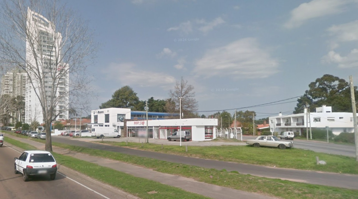 Excelente local