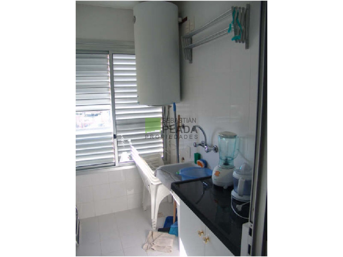 Apartamento ID.223 - Apartamento en Alquiler, Mansa, Punta del Este, 2 Dormitorios.