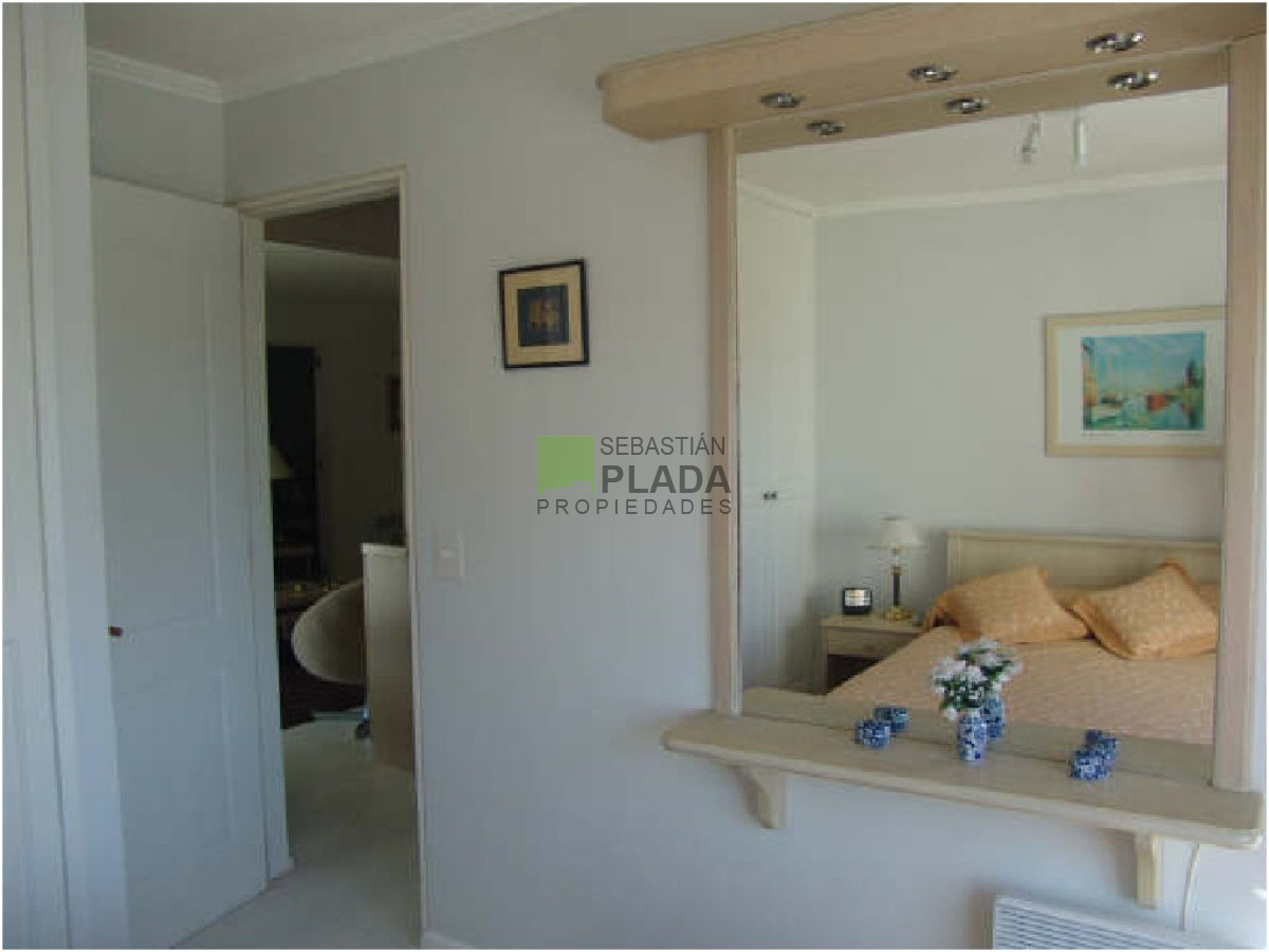 Apartamento ID.223 - Apartamento en Alquiler, Mansa, Punta del Este, 2 Dormitorios.