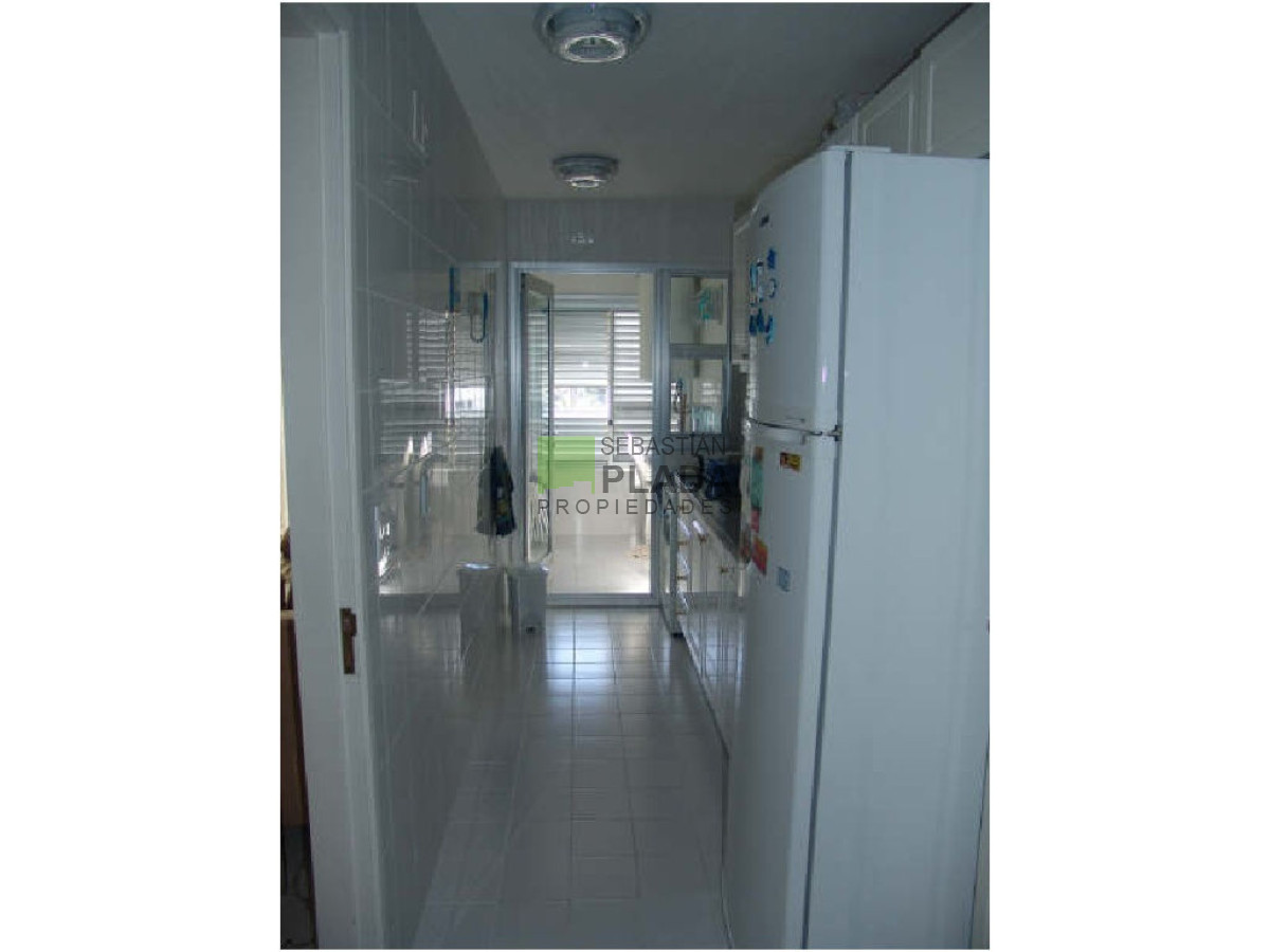 Apartamento ID.223 - Apartamento en Alquiler, Mansa, Punta del Este, 2 Dormitorios.