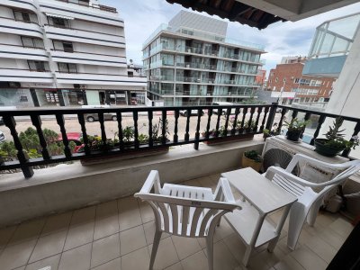 Apartamento en Venta  Peninsula, Punta del Este, 1 Dormitorios. - Ref : EQP7486