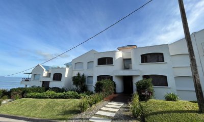 Apartamento frente al mar -Lomas de  Manantiales