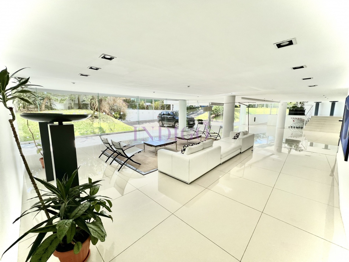 Apartamento Ref.1012 - Apartamento en Venta y Alquiler, Brava, Punta del Este, 3 Dormitorios.