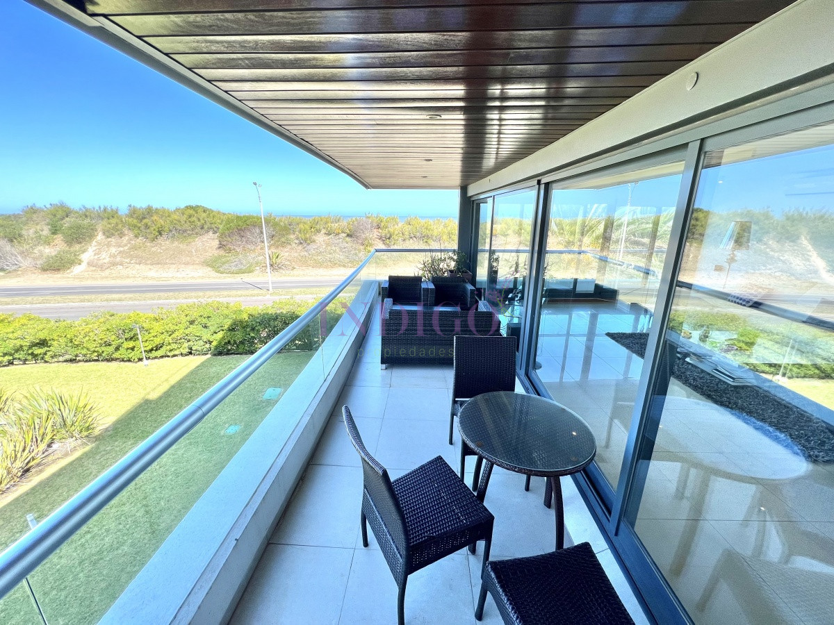 Apartamento Ref.1012 - Apartamento en Venta y Alquiler, Brava, Punta del Este, 3 Dormitorios.
