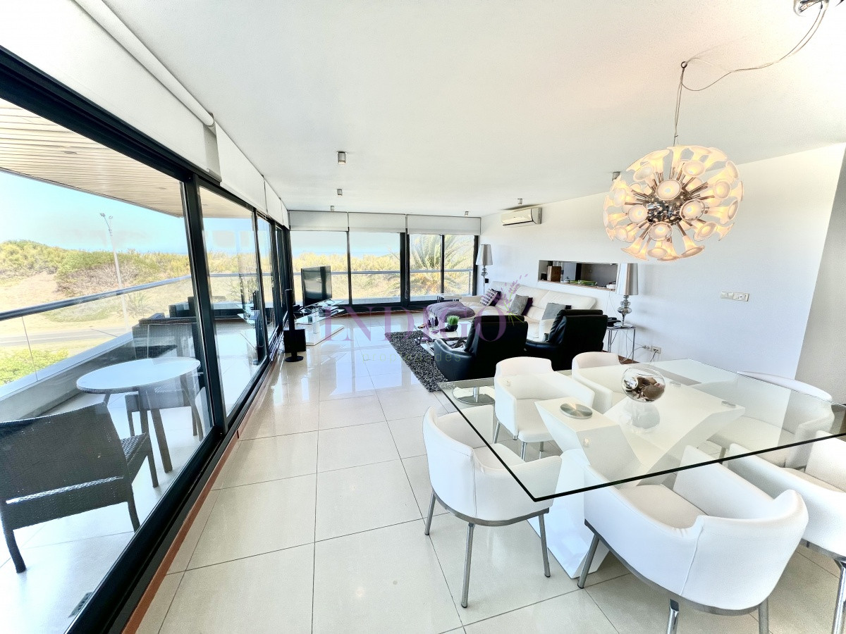 Apartamento Ref.1012 - Apartamento en Venta y Alquiler, Brava, Punta del Este, 3 Dormitorios.