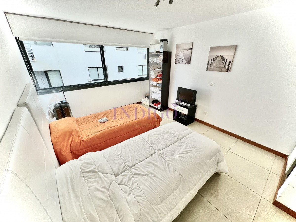 Apartamento Ref.1012 - Apartamento en Venta y Alquiler, Brava, Punta del Este, 3 Dormitorios.
