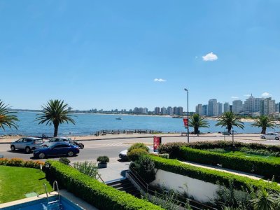 Primera linea de Puerto esta terraza nos invita a vivirlo 