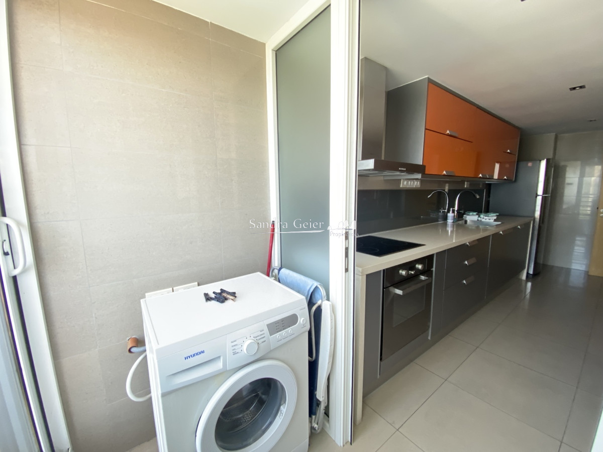 Apartamento ID.1758 - Apartamento en Venta, Mansa, Punta del Este.