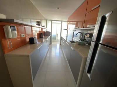 Apartamento ID.1758 - Apartamento en Venta, Mansa, Punta del Este.