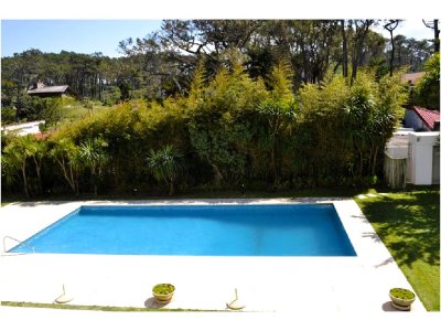 Apartamento ID.2003 - Apartamento en Venta y Alquiler, Brava, Punta del Este, 3 Dormitorios.