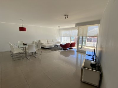 Apartamento ID.1758 - Apartamento en Venta, Mansa, Punta del Este.