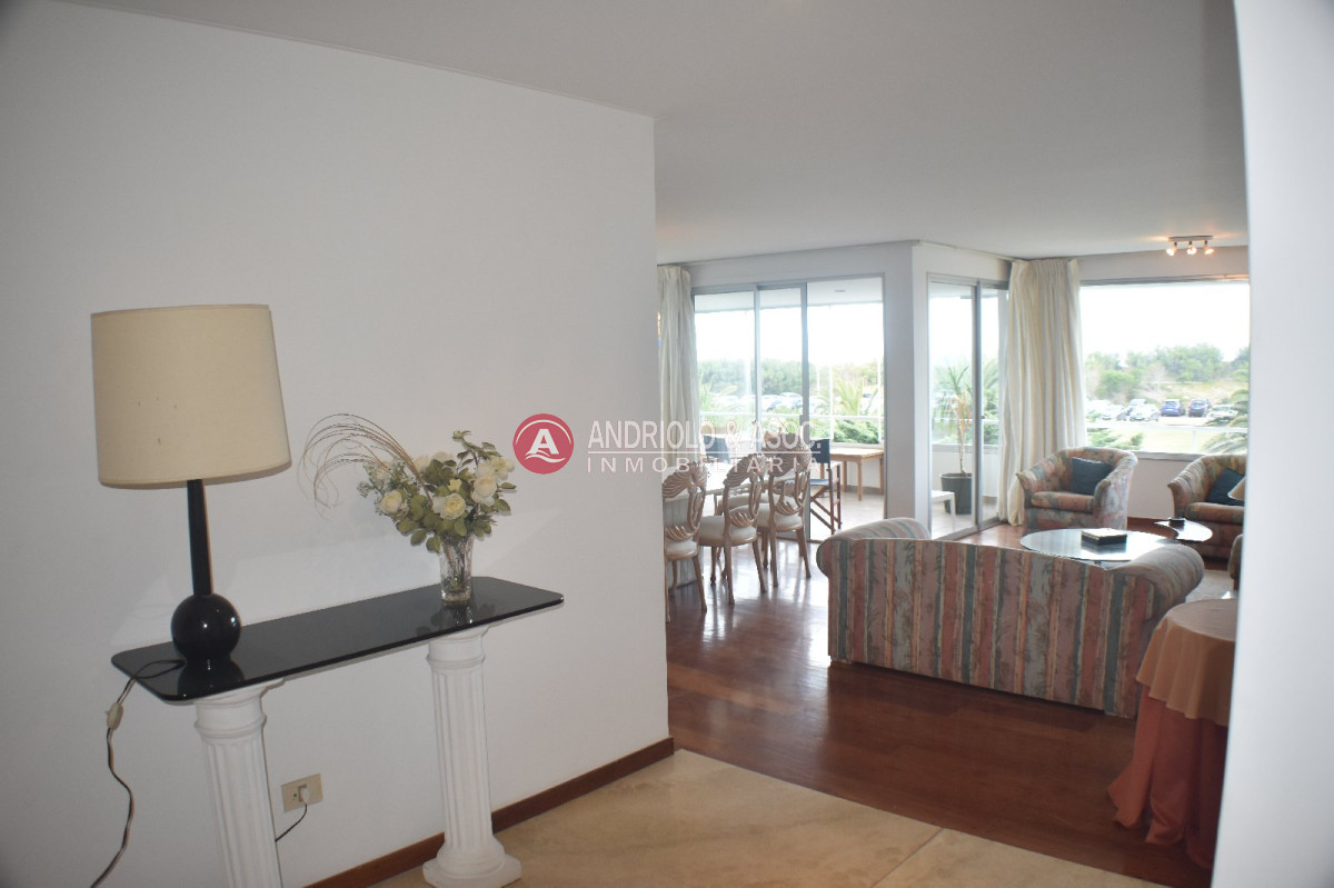 Apartamento ID.6637 - ESTURIÓN EN VENTA, PLAYA BRAVA 