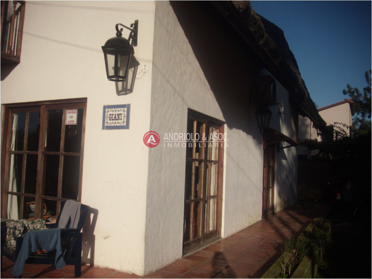 Casa ID.7070 - Casa en Venta, Pinares, Punta del Este, 3 Dormitorios.