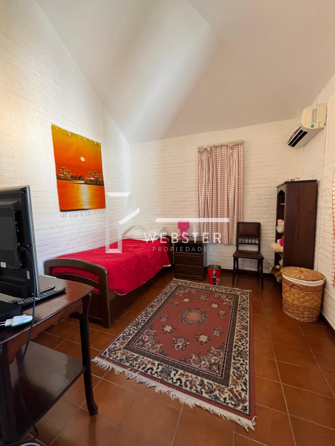 Casa ID.2425 - Alquiler Importante casa en Barrio Lugano