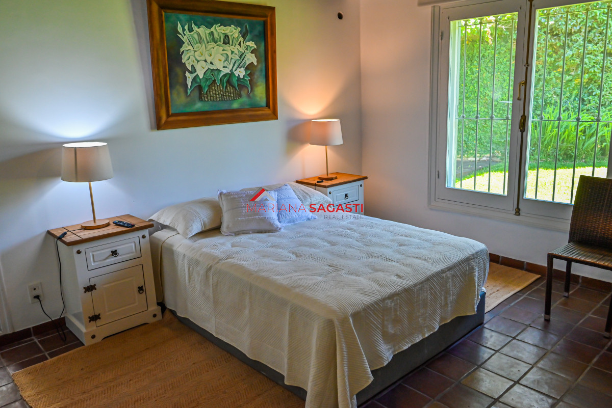 Casa ID.4042 - Casa en Venta, Mansa, Punta del Este, 3 Dormitorios.