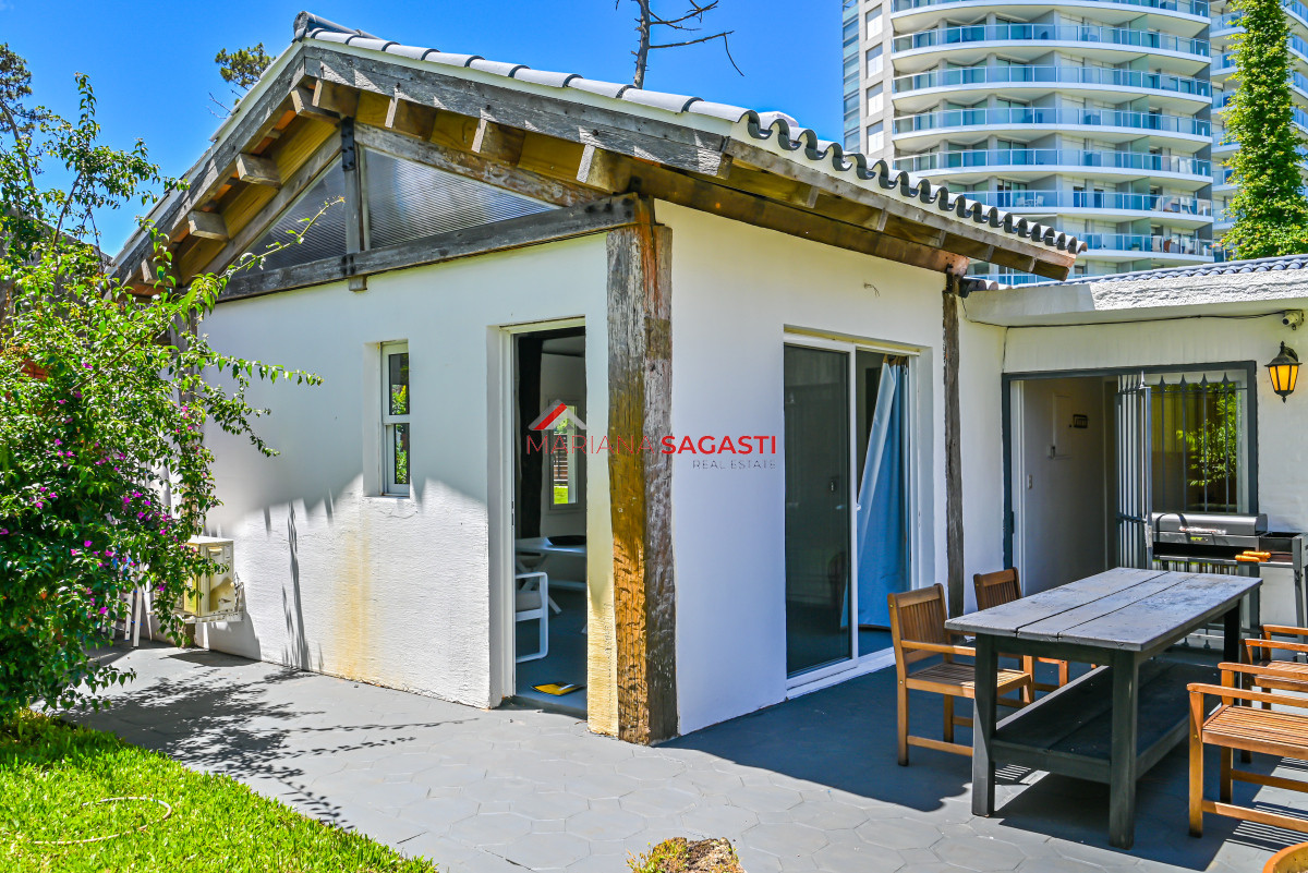 Casa ID.4042 - Casa en Venta, Mansa, Punta del Este, 3 Dormitorios.
