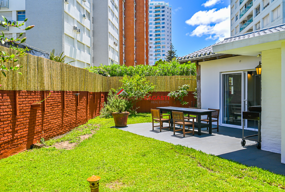 Casa ID.4042 - Casa en Venta, Mansa, Punta del Este, 3 Dormitorios.